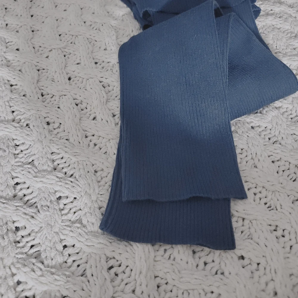 Aerie Over The Knee Leg Warmer Blue High-Rise Leggings - Picture 6 of 16